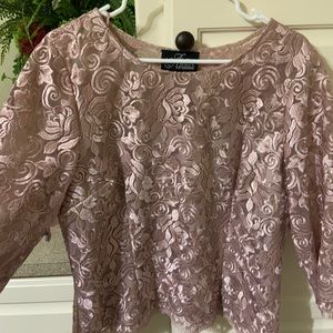 Lined top with Lace overlay